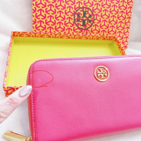 New Tory Burch fuchsia pink long zip wallet - Picture 5 of 5